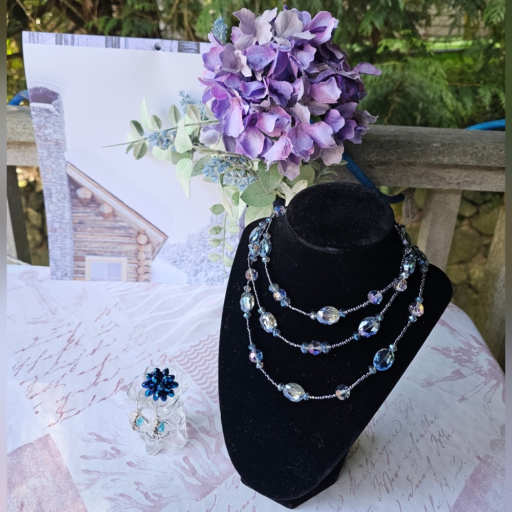 Nwot Mermaid Kisses Dangle Earings in Blue & Silver with Glass Beads Necklace